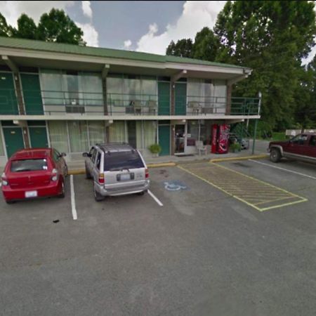 Oyo Hotel Whitely City Hwy 27 Ky Whitley City Buitenkant foto